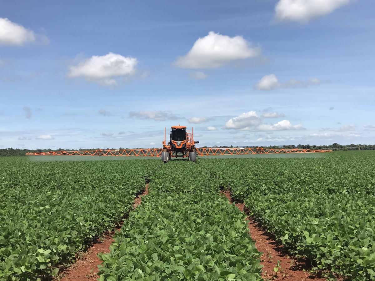 Soybean fungicide application in Brazil