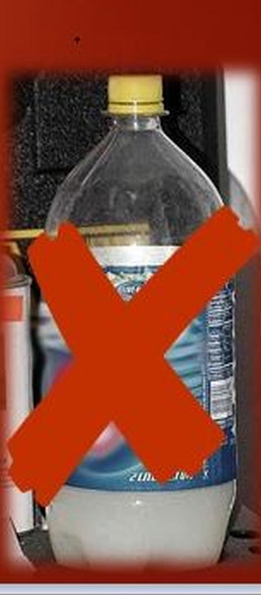 Illustration of pop bottle with a red X over it to indicate not storing paraquat in a pop bottle.