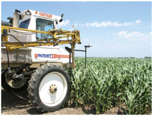 Active crop canopy sensor mounted on fertilizer applicator