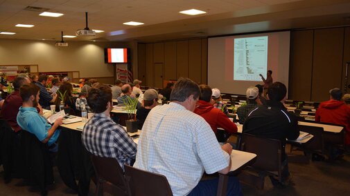 Field crop scout training in 2016
