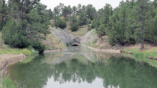 Canal tunnel