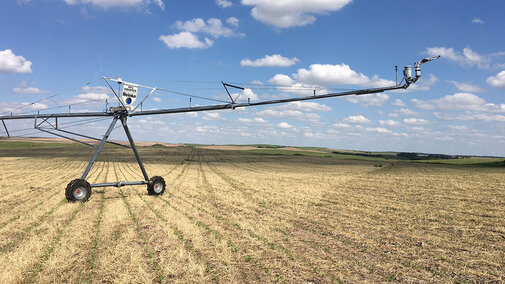 Irrigation center pivot