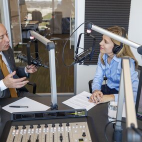 Yeutter Institute Director Jill O'Donnell visits with Nebraska Governor Pete Ricketts during the first episode of Trade Matters, a podcast of the Yeutter Institute. (Craig Chandler - University Communication)