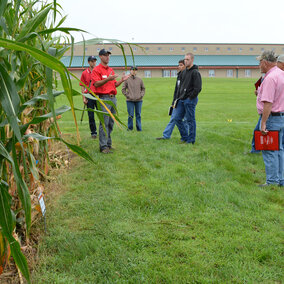 Chris Proctor presenting to farmers