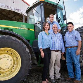 Farm family 