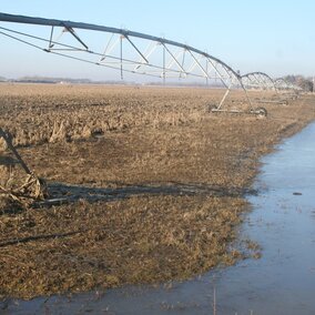 Flooded center pivot east of Schuyler (Photo by Aaron Nygren)