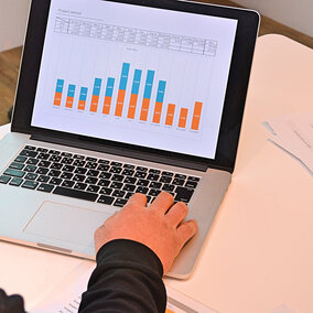 Graphing data in recordkeeping software