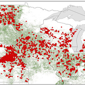 Figure 1. Distribution of survey fields across the north central US. Red circles denote individual fields and the green area shows the region of soybean acres. (Source: USDA-NASS. (2019) USDA-National Agricultural Statistics Service (NASS), National Cultivated Layer).