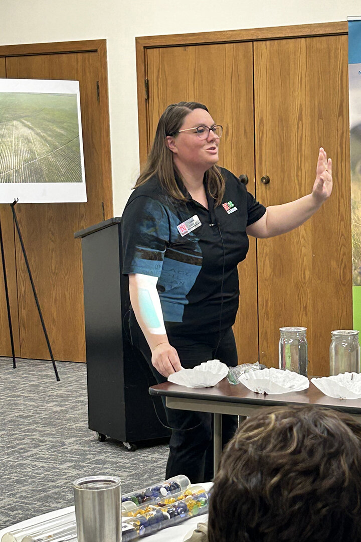 Leslie Johnson presents program on manure