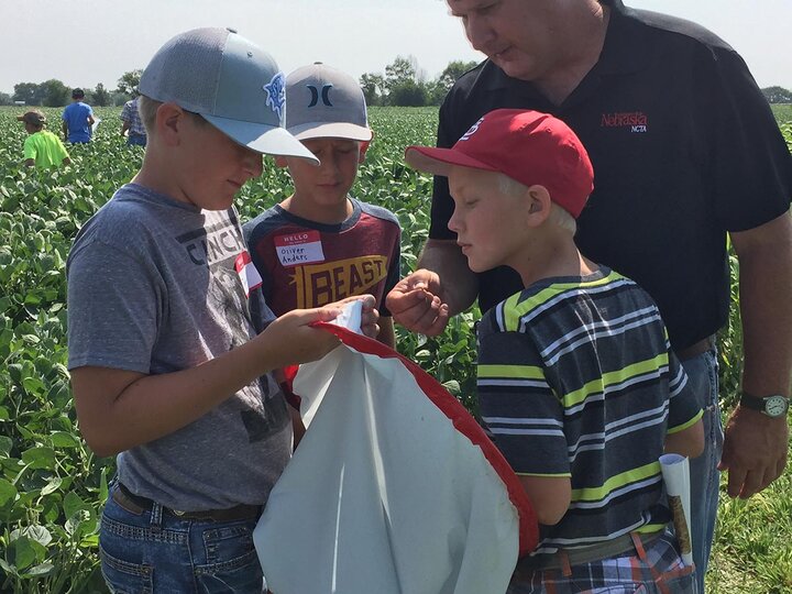 Youth participating in a previous Agronomy Youth Field Day at Curtis