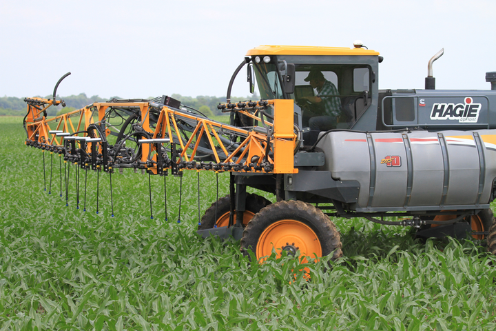 High rigged nitrogen applicator in the field