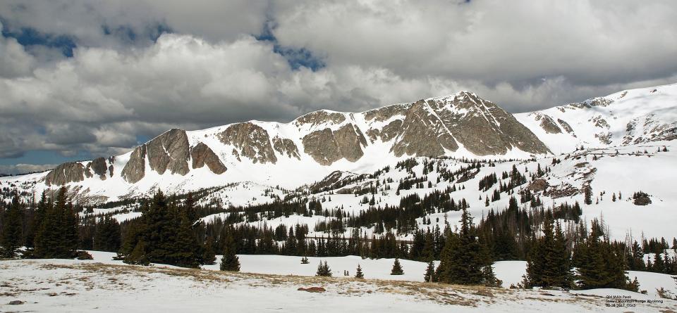 Snowy Moutain Range in Wyoming